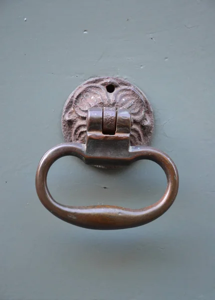 Εικόνα Κλεισίματος Παλαιάς Χειρολαβής Πόρτας — Φωτογραφία Αρχείου