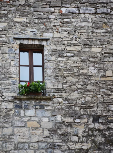 Італійське Вікно Старому Кам Яному Будинку — стокове фото