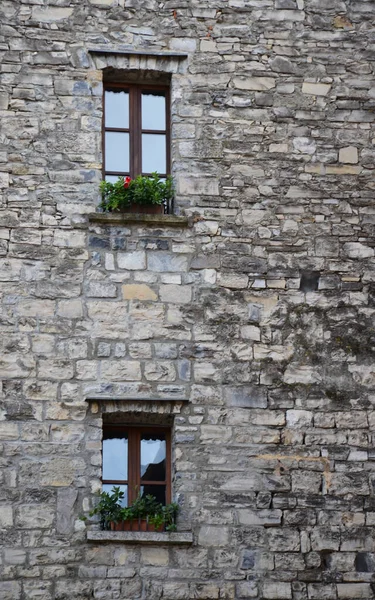 Eski Bir Taş Evde Talyan Penceresi — Stok fotoğraf