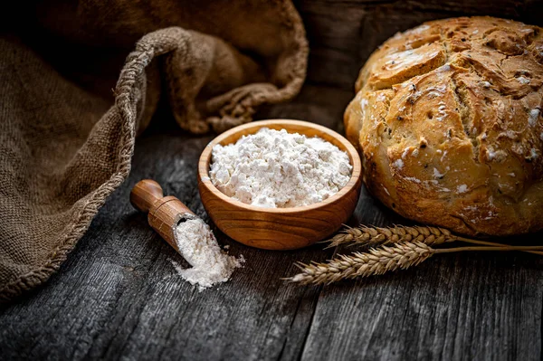 Wheat Flour Old Wooden Table Homemade Bread — Fotografie, imagine de stoc
