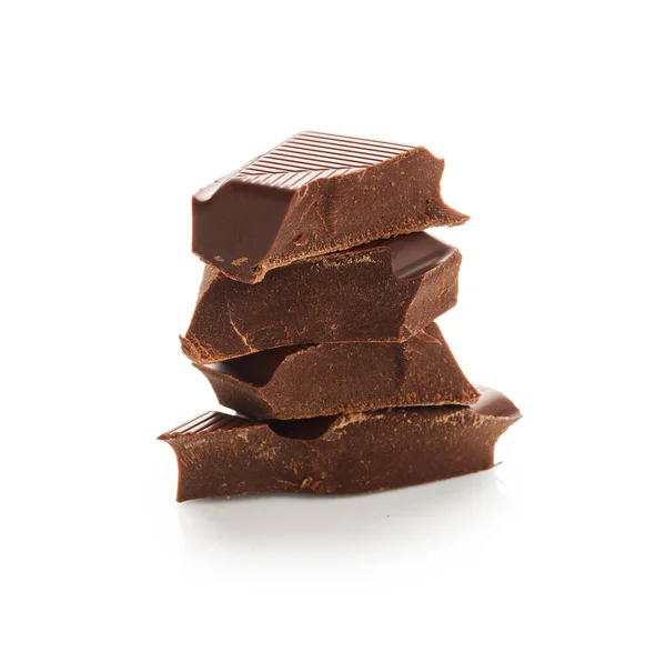 Pilha Pedaços Barra Chocolate Leite Quebrado Isolado Fundo Branco — Fotografia de Stock