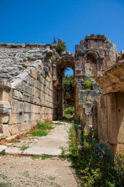 Türkiye 'nin modern toprakları Antalya bölgesinde antik bir Lycian yerleşimi olan Demre kasabası.