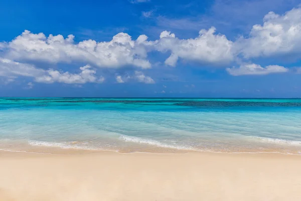 Looking Horizon Standing Seashore Turquoise Water — Stok Foto