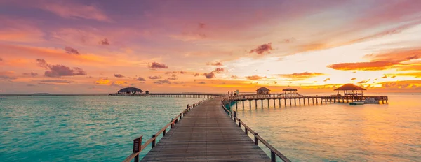 Increíble Paisaje Panorámico Playa Hermosa Vista Maldivas Atardecer Horizonte Coloridas — Foto de Stock