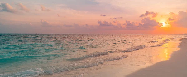 Sea Sand Sky Konsept Solnedgangsklær Panoramisk Bakgrunnsbanner Inspirerende Naturlandskap Nydelige – stockfoto