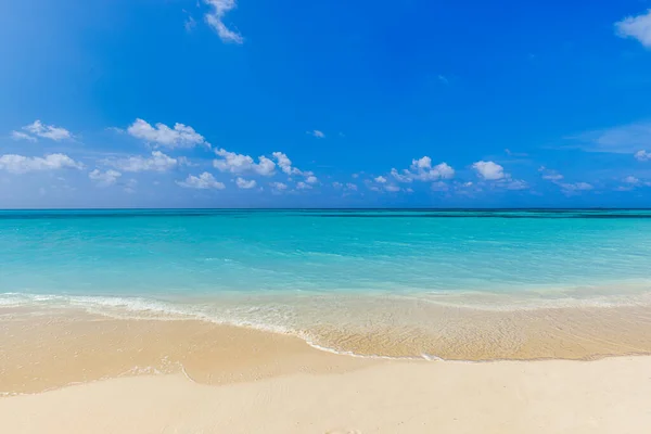 Vacaciones Verano Fondo Vacaciones Una Playa Tropical Mar Azul Nubes — Foto de Stock