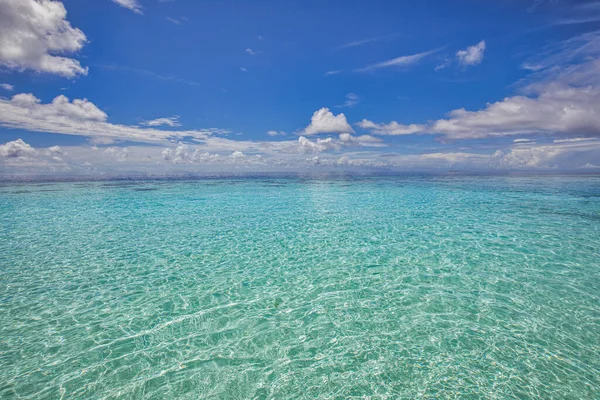 Океанская Лагуна Голубого Солнечного Неба Мечтайте Красивом Мысе Медитационная Вдохновляющая — стоковое фото