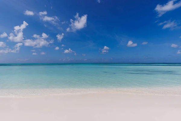 Güzel Bir Plaj Tropikal Adada — Stok fotoğraf