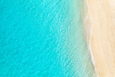 Mükemmel ada sahili. Yaz cennetinin tropik seyahat manzarası. 