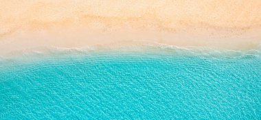 Mükemmel ada sahili. Yaz cennetinin tropik seyahat manzarası. 