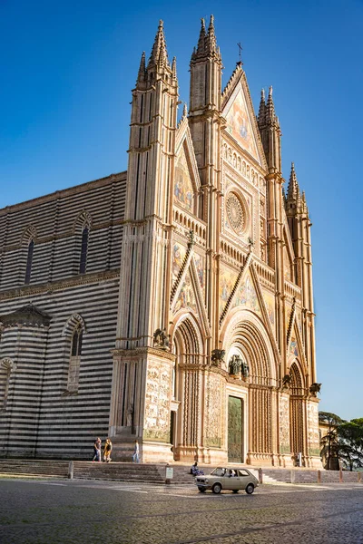 Orvieto Italy October 2022 Cathedral Orvieto Duomo Orvieto Tourists Aaround — Stock Photo, Image