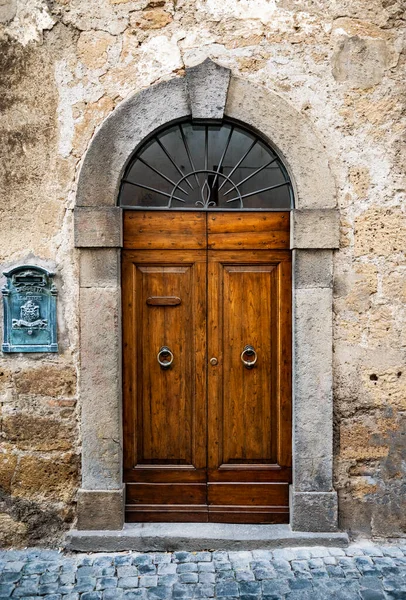 Итальянская Дверь Городе Орвието Умбрия Италия — стоковое фото