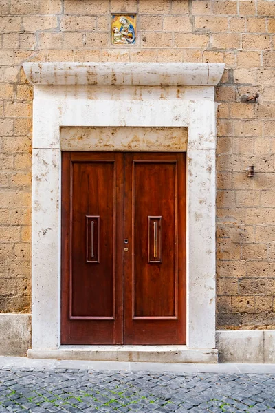 Italské Dveře Městě Orvieto Umbrii Itálie — Stock fotografie
