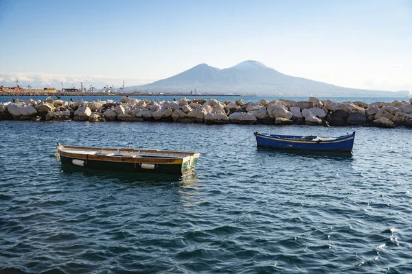 Vesubio Visto Barcos Pesca Desde Paseo Marítimo Nápoles Italia — Foto de Stock