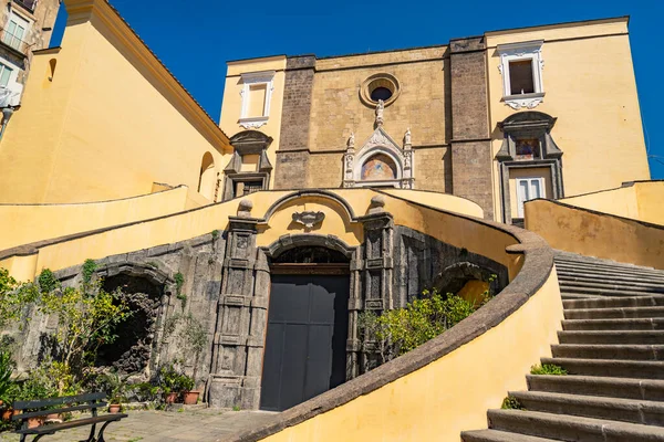 Utomhus 1300 Talskyrkan San Giovanni Carbonara Neapel Italien — Stockfoto