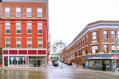 Bangor, ME-USA - 10 Ocak 2016: Ana Cadde 'nin Tview' i. Art Deco Mimarisi örneği. Bangor, Maine, ABD