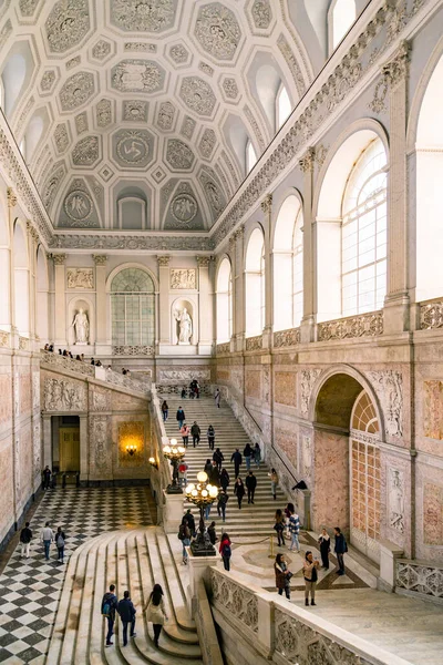 Napoli Aprile 2023 Bellissimo Interno Bianco Del Palazzo Reale Barocco — Foto Stock