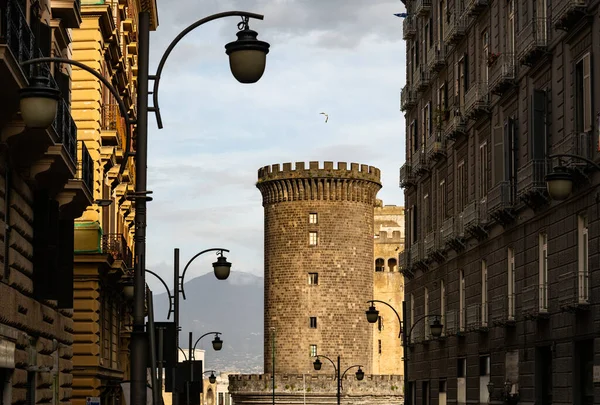 Wieża Zamku Nuovo New Castle Lub Maschio Angioino Santa Brigida — Zdjęcie stockowe