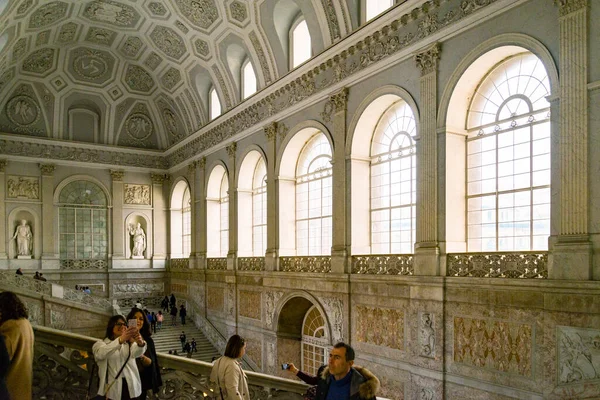 Napoli Aprile 2023 Bellissimo Interno Bianco Del Palazzo Reale Barocco — Foto Stock