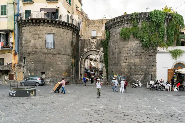Nápoles Itália Setembro 2023 Vista Napoli Porta Nolana Dos Antigos Imagem De Stock