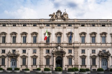 The Building called Palazzo della Consulta in the Centre of Rome in Sunny Day on Blue Sky Background, İtalya