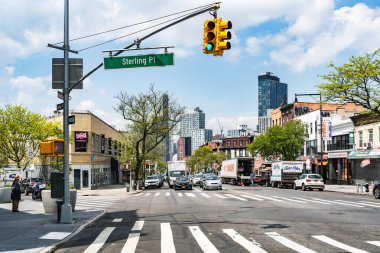 New York City, ABD - 1 Mayıs 2024: Brooklyn 'deki Modern Binalar, ABD
