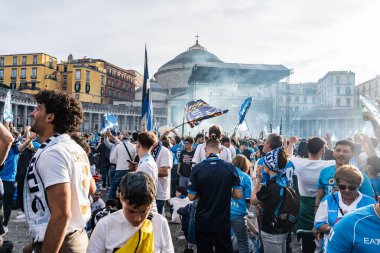 Napoli, İtalya - 23 Mayıs 2025: Mavi Diriliş: Napoli Zaferleri ve Scudetto, Futbol İddiaları. İtalya