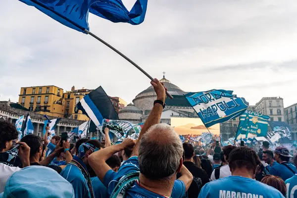 Napoli, İtalya - 23 Mayıs 2025: Mavi Diriliş: Napoli Zaferleri ve Scudetto, Futbol İddiaları. İtalya