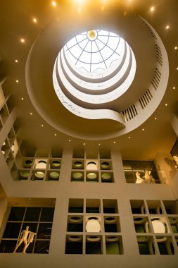 Napoli, İtalya - 1 Eylül 2024 Metro Hattı 6, Napoli şehrinde yeni açılan metro