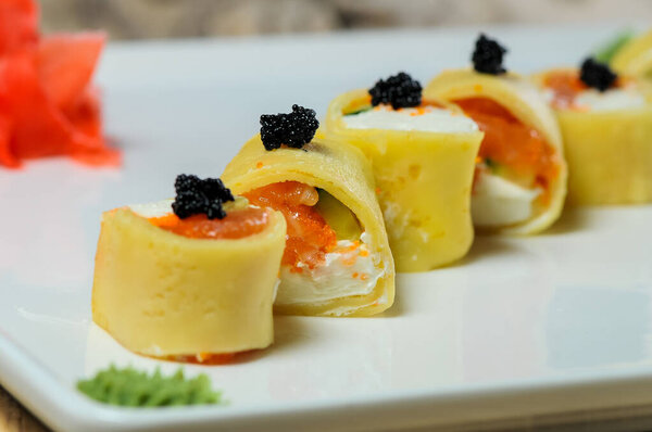  Maki Sushi Pancakes Rolls Stuffed salmon and black caviar