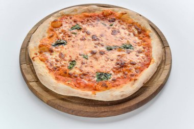 Peynirli, nefis İtalyan pizzası.