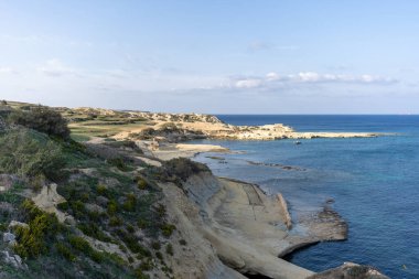 St. Paul Körfezi 'nde İkinci Dünya Savaşı' ndan kalma hayati öneme sahip bir kalenin kalıntıları var. Malta