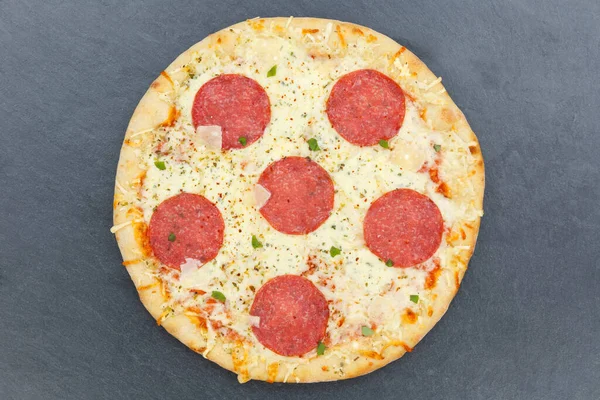 Pizza Salami Slate —  Fotos de Stock
