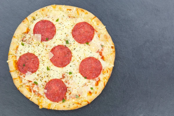 Pizza Salami Copyspace Copy Space Slate —  Fotos de Stock