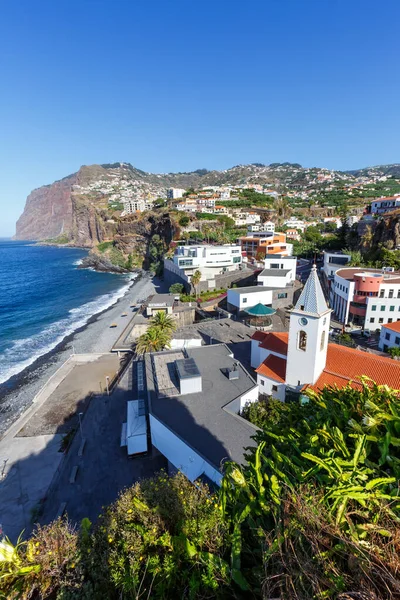 Uitzicht Stad Camara Lobos Met Portretformaat Van Kerk Madeira Portugal — Stockfoto