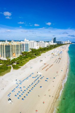 Miami Beach Florida portresinin hava görüntüsü Amerika Birleşik Devletleri 'nde deniz seyahati formatında