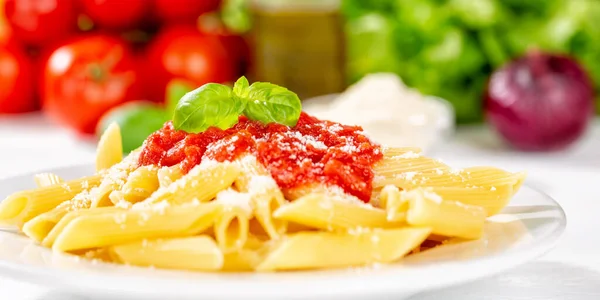 Penne Rigatoni Rigate Pasta Essen Mahlzeit Aus Italien Mittagessen Mit — Stockfoto