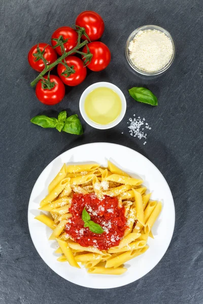 Penne Rigatoni Rigate Pasta Top View Beat Italy Поїдає Обід — стокове фото