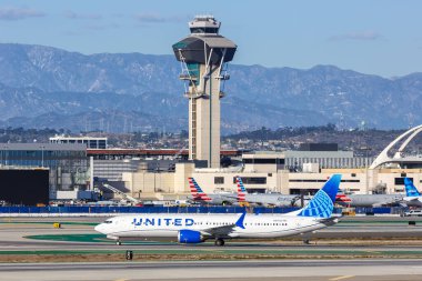Los Angeles, ABD - 3 Kasım 2022 Birleşik Boeing 737 MAX 9 uçağı Los Angeles havaalanında (LAX).