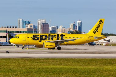 Fort Lauderdale, ABD 14 Kasım 2022 Spirit Airbus A320, Fort Lauderdale Havaalanı (FLL).