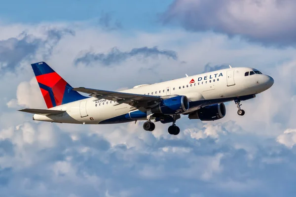 West Palm Beach Stany Zjednoczone Listopada 2022 Samolot Delta Air — Zdjęcie stockowe