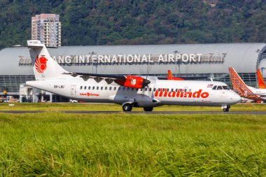 Penang, Malezya - 8 Şubat 2023 Malindo Hava ATR 72-600 Malezya Penang Havaalanı.
