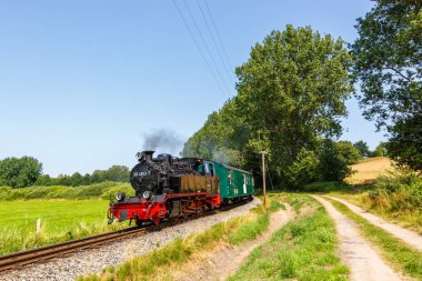 Almanya, Serams 'de Rasender Roland lokomotif tren rayları