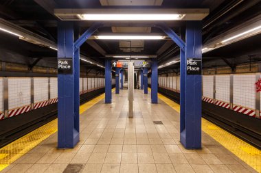 New York City, ABD - 10 Mayıs 2023 New York Metro metro istasyonu Park Place, New York, ABD.