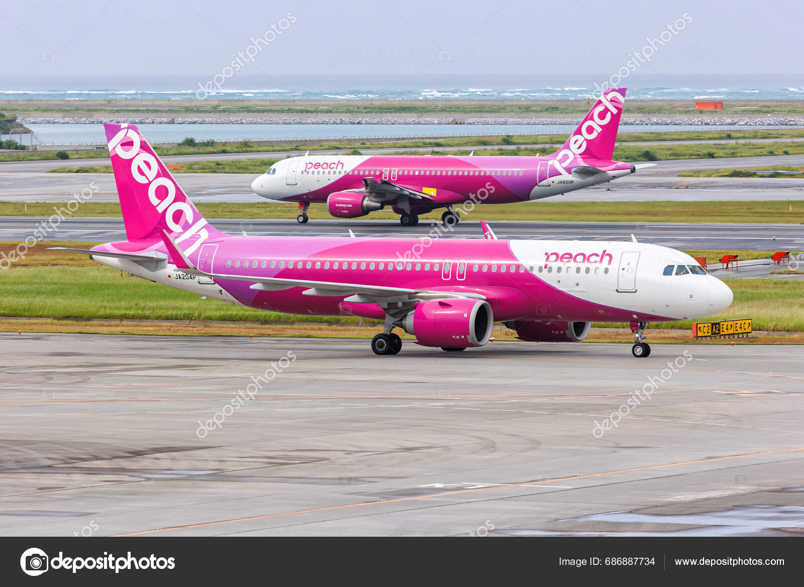 Okinawa Japan October 2023 Peach Airbus A320 Airplanes Okinawa Naha