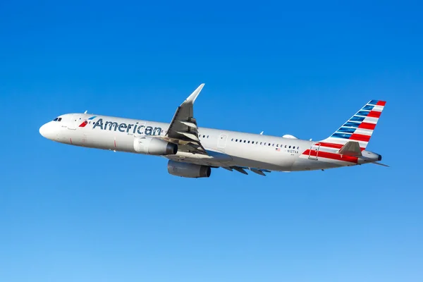 Los Angeles United States November 2022 American Airlines Airbus A321 — Stock Photo, Image