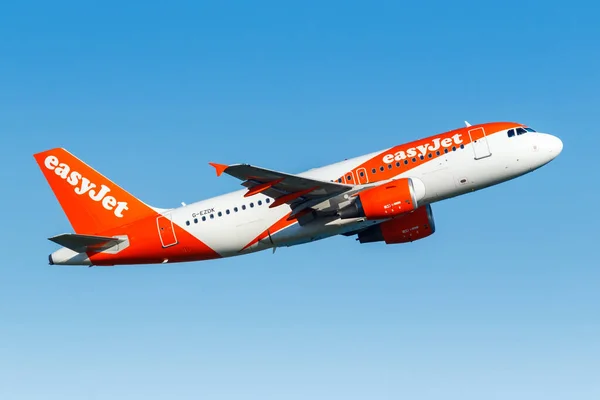 Split Croatia May 2023 Easyjet Airbus A319 Airplane Split Airport — Stock Photo, Image