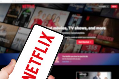Stuttgart, Almanya - 1 Mayıs 2024: Netflix logosu Stuttgart, Almanya 'da bir cep telefonu ve bilgisayar üzerinden çevrimiçi video yayın hizmeti.