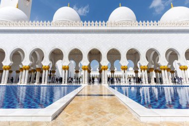 Şeyh Zayed Ulu Cami Binası Abu Dabi, Birleşik Arap Emirlikleri