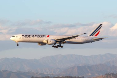 Los Angeles, ABD - 2 Kasım 2022: Air France Boeing 777-300 (ER) uçağı Los Angeles Uluslararası Havalimanı 'nda (LAX).